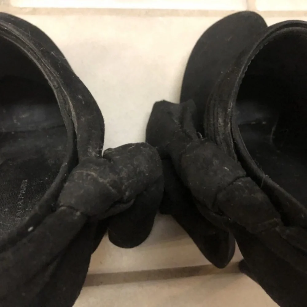 BALENCIAGA sz 37 BOW Black Suede BOOTIES HEELS